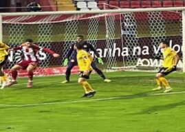 AFS deixou fugir a vitória no balneário!