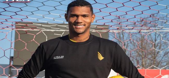 Adriel chega para a baliza do AFS