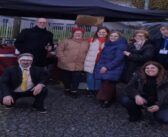 Nem o mau tempo impediu os foliões de saírem á rua!