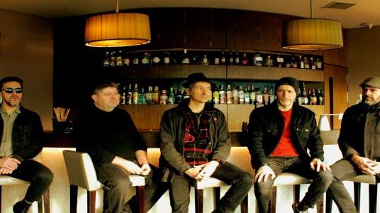 Noite Tirsense recebe banda MR. GANG no Centro Cultural V. Aves