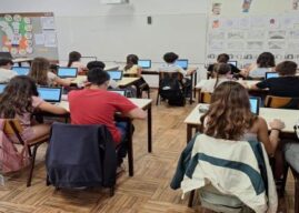 Agrupamento Escolas D. Afonso Henriques – Projeto eTwinning “This is Us”!