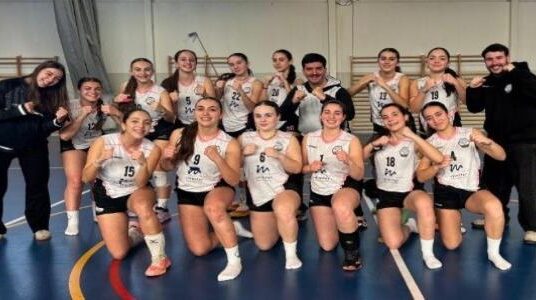 Associação Avense 78 sonha com um lugar na elite nacional do voleibol feminino.