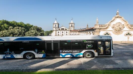 Santo Tirso reforça mobilidade sustentável com autocarros elétricos!